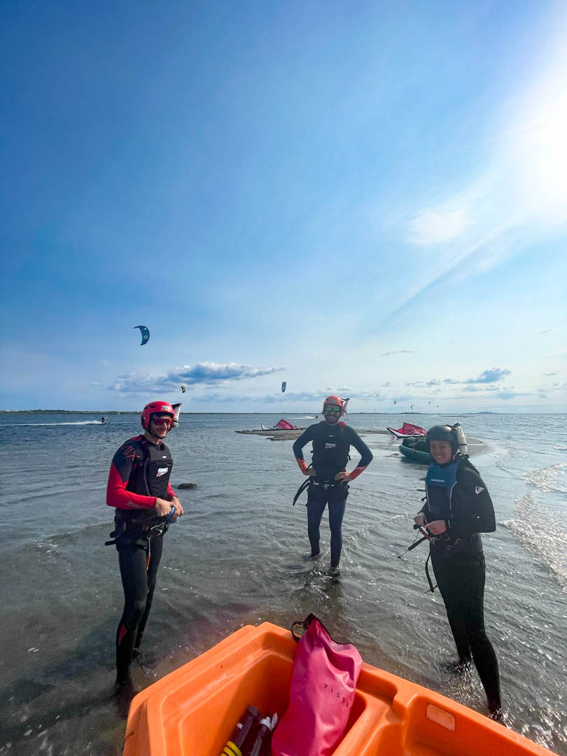 Notre école vous propose des cours de kite collectif, à 3 personnes.