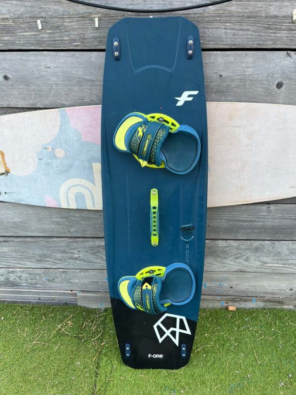 Planche de kite FONE TRAX CARBON 136cm